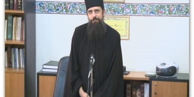 Δέν μπορεῖς νά πᾶς νά Κοινωνήσεις, ἄν δέν ἔχεις αὐτά τά τρία.