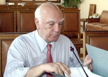 Λάμπρος Παπαδήμας πριν 15 χρόνια…. Θά ύπάρχει τό 666 στίς Ταυτότητες όπως υπάρχει καί σ’ όλη τήν μηχανογράφηση. !!!