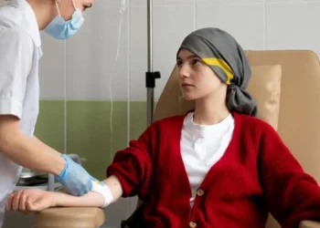 Σημαντική Μελέτη Επιβεβαιώνει την Ύπαρξη Αλληλουχιών που Πυροδοτούν τον Καρκίνο στα «Εμβόλια» mRNA