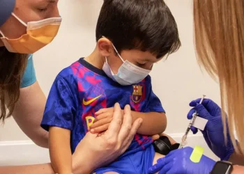 Η Ιταλία Κρούει τον Κώδωνα του Κινδύνου για την Εκρηκτική Αύξηση των «Τουρμποκαρκίνων» μεταξύ των Εμβολιασμένων mRNA κατά του Covid