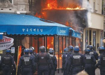 Μαρία Δεναξά: Πρόσω ολοταχώς προς μια δυστοπική Ευρώπη