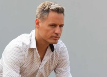 Γρηγόρης Πετράκος: Με την παραμικρή βροχούλα βαράει η σειρήνα της φυλακής, το 112, και οι κρατούμενοι δε βγαίνουν να προαυλιστούν.