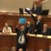 Πανδαιμόνιο στην αλβανική Βουλή με τον υπουργό – ρομπότ