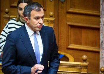 Ο βουλευτής της Νέας Δημοκρατίας, Τάσος Χατζηβασιλείου, ζήτησε, εμμέσως πλην σαφώς, να κτυπηθεί η Ρωσία!