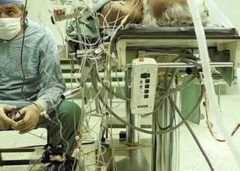 Αυτή η φωτογραφία έκανε τον γύρο του κόσμου. Και κανείς πραγματικά κανείς δεν έμεινε ασυγκίνητος.