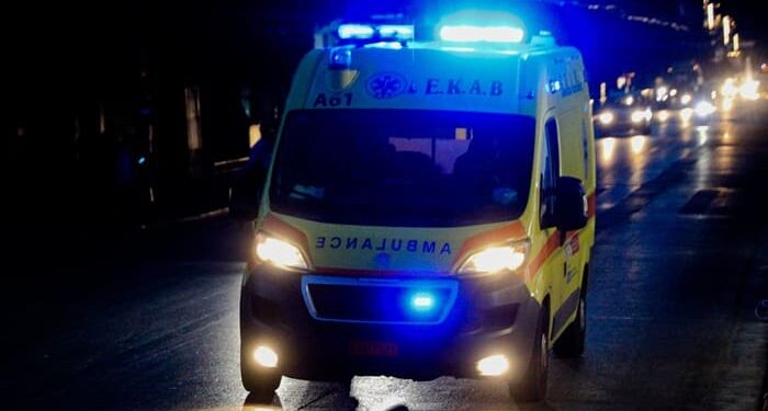 Θεσσαλονίκη: Νεαρός κατέρρευσε και έπεσε από σκάλες – Μάχη για τη ζωή του