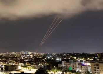Ο Κόσμος Βρίσκεται στα Πρόθυρα της Ολόπλευρης Κατάρρευσης & του Χάους