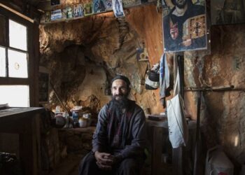 Ηλίας Καλλιώρας: Άγιον Όρος και ο κόσμος γύρω μας: Είμαστε κατά 91 % τυφλοί!