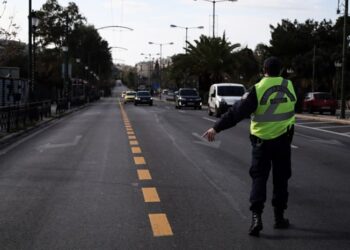 Επιστροφή στην εποχή που κυνηγούσαν όσους δεν ήθελαν να κάνουν εμβόλια: Συλλήψεις υπευθύνων εφαρμογών για ΚΟΚ!