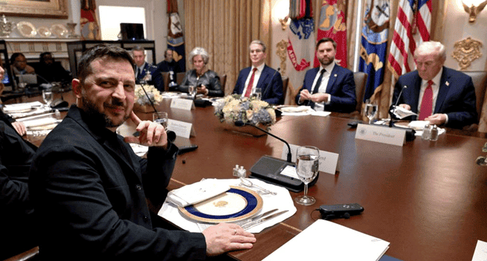 ΗΛΙΑΣ Δ. ΚΑΛΛΙΩΡΑΣ : Η ΕΛΛΑΔΑ ΚΑΙ Ο ΚΟΣΜΟΣ ΣΗΜΕΡΑ, ΣΕ ΤΙΤΛΟΥΣ (18/10/2025)