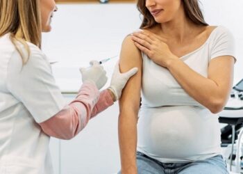 Ενδείξεις ότι τα Εμβόλια mRNA Έβλαψαν την Γονιμότητα των Γυναικών