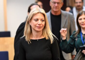«Καρυστιανού σε έκρηξη οργής: “Κάποιοι έκρυψαν τα βίντεο των Τεμπών – Ήρθε η ώρα να λογοδοτήσουν”»