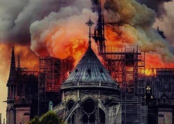ΕΡΧΕΤΑΙ ΤΩΝ ΑΞΙΩΝ Η ΑΝΑΤΟΛΗ ;;