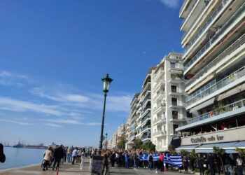 Θεσσαλονίκη 2 Νοεμβρίου 2025. ΟΧΙ ΣΤΟΝ ΠΡΟΣΩΠΙΚΟ ΑΡΙΘΜΟ,ΗΛΕΚΤΡΟΝΙΚΕΣ ΤΑΥΤΟΤΗΤΕΣ ΨΗΦΙΑΚΗ ΔΙΚΤΑΤΟΡΙΑ!