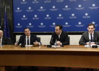 Σατανάδες! Πίσω από το «σώζουμε τα παιδιά» κρύβεται το QR της υποταγής. Αλκοόλ και τσιγάρο γίνονται δόλωμα για ψηφιακή υποδούλωση