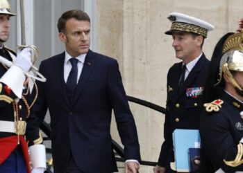 Γαλλος ανώτατος στρατηγός: «Η χώρα πρέπει να είναι έτοιμη να θυσιάσει τα παιδιά της για να νικήσει τη Ρωσία»