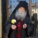 Μια ερώτηση γέροντα Δοσίθεε: Δεν θα πάρουμε τις ταυτότητες, αλλα έχουμε και παιδιά, πως θα τα μεγαλώσουμε;