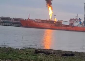 Ρωσικό δέος στον Δούναβη – Πρωτοφανής επίθεση με Geran πυρπόλησε τουρκικό δεξαμενόπλοιο με LNG – Τριεθνές… σοκ