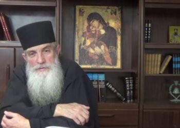 π Αρσένιος Βλιαγκόφτης: Στέλνουν emails για τον «προσωπικό αριθμό». Μην τα ανοίγετε