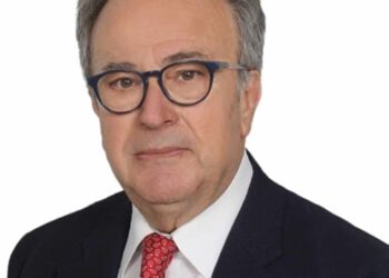 Αποστολάκης: Ψηφιακή Ανεξαρτησία στην Ελβετία & Ψηφιακή Επιτήρηση στην Ελλάδα