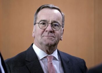 Γερμανός ΥΠΑΜ Μ.Πιστόριους: «Είναι το τελευταίο ειρηνικό καλοκαίρι αυτό που πέρασε – Ετοιμαστείτε για πόλεμο»