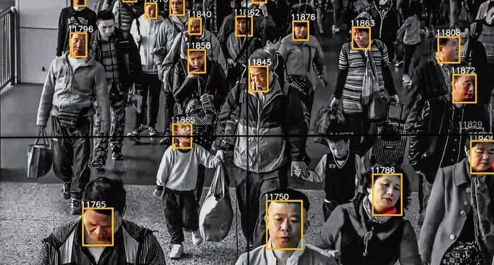Ψηφιακή επιτήρηση και πτυχία για influencers: Το νέο πρόσωπο της Κίνας»