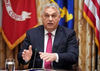 Β.Όρμπαν: «Οι Ευρωπαίοι ηγέτες έχουν αποφασίσει ότι η Ευρώπη θα μπει στον πόλεμο»