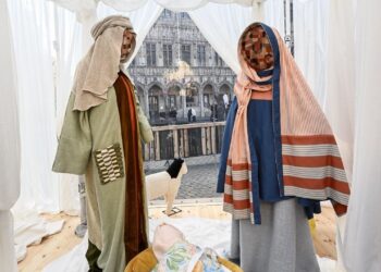 Νικήτας Αποστόλου: Χριστιανικά σύμβολα και όχι παγανιστικά