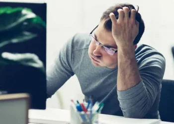 Το 40% των Θέσεων Εργασίας θα Αντικατασταθούν σύντομα από την Τεχνητή Νοημοσύνη, προειδοποιεί Έκθεση
