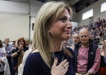 ΚΥΡΙΟΣ ΜΑΞΙΜΟΣ Η εξωφρενική κίνηση της ΑΑΔΕ που μπορεί να κάνει την Καρυστιανού πρωθυπουργό