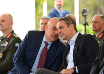 Τα φέρετρα, η αυθαίρετη αλλαγή αμυντικού δόγματος και οι προετοιμασίες για ελληνική εμπλοκή στην Ουκρανία