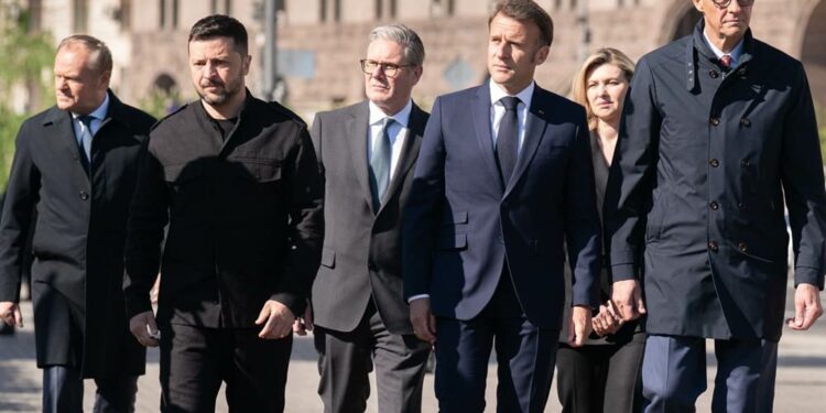 ΗΛΙΑΣ Δ. ΚΑΛΛΙΩΡΑΣ: Η ΕΛΛΑΔΑ ΚΑΙ Ο ΚΟΣΜΟΣ ΣΗΜΕΡΑ, ΣΕ ΤΙΤΛΟΥΣ (4/12/2025)