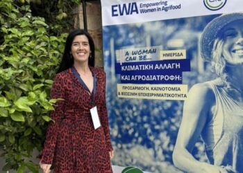 Δέχεται Κατάρες, ύβρεις και απειλές για «φάρμα εντόμων»