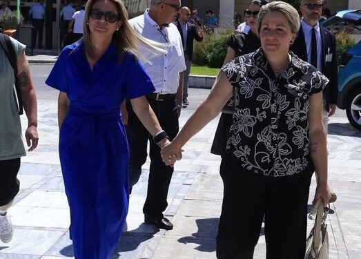 Η μάνα κ η κάθε μάνα που χάνει το παιδί της κ σε αυτό το έγκλημα είμαστε πολλές … ξέρει τον τρόπο .