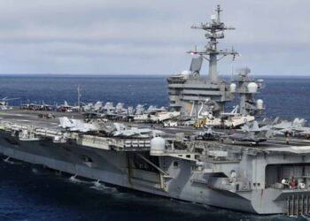 Αντίστροφη μέτρηση… Το USS Abraham Lincoln είναι σε απόσταση βολής από το Ιράν – Η Τεχεράνη δείχνει τα δόντια της!