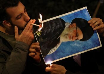 ΗΛΙΑΣ Δ. ΚΑΛΛΙΩΡΑΣ: Η ΕΛΛΑΔΑ ΚΑΙ Ο ΚΟΣΜΟΣ ΣΗΜΕΡΑ, ΣΕ ΤΙΤΛΟΥΣ (13/1/2026)