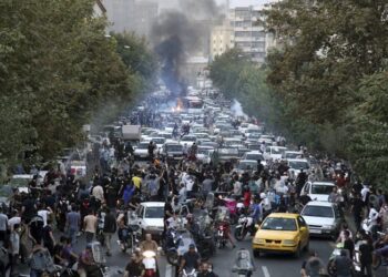 Εμφύλιος τρόμος στο Ιράν: Τουλάχιστον 30.000 νεκροί από τις διαδηλώσεις – Αποκάλυψη-βόμβα από το TIME!