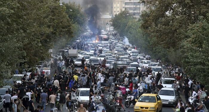 Εμφύλιος τρόμος στο Ιράν: Τουλάχιστον 30.000 νεκροί από τις διαδηλώσεις – Αποκάλυψη-βόμβα από το TIME!