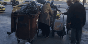 ΕΘΝΙΚΟΙ ΦΥΛΑΚΕΣ: Ὅταν τὰ φῶτα σβήνουν, μένει ὁ ἄνθρωπος