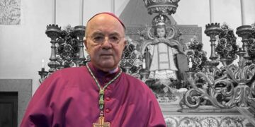 Αρχιεπίσκοπος Βιγκάνο: «Η Ευρωπαϊκή Ένωση Πρέπει να Καταστραφεί». ΟΧΙ στην Mercosur & την Καταστροφή των Αγροτών
