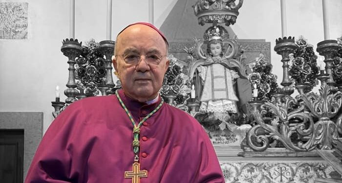 Αρχιεπίσκοπος Βιγκάνο: «Η Ευρωπαϊκή Ένωση Πρέπει να Καταστραφεί». ΟΧΙ στην Mercosur & την Καταστροφή των Αγροτών
