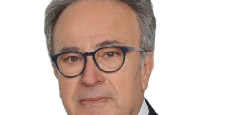 Γεώργιος Αποστολάκης: Ψηφιακή διακυβέρνηση, υποχρεωτικότητα και το δικαίωμα offline: ένα αναδυόμενο ζήτημα συνταγματικής τάξης