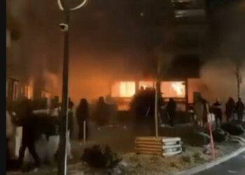 Δρ. Κ. Βαρδάκας: ΤΡΑΓΩΔΙΑ -Σημείον Πρωτοχρονιάτικο από την Ελβετία … “δείτε πως καίγεται η αμαρτία με τα πυρηνικά”