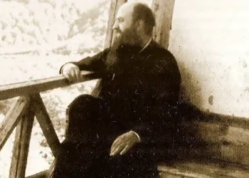 Ο π. Ιάκωβος Τσαλίκης είχε πει: “Ο Νικόλαος είναι στον παράδεισο. Επικοινωνώ μαζί του. Μου είπε να μη μιλάω γι’ αυτόν»
