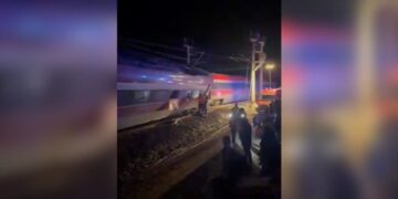 Σιδηροδρομικό δυστύχημα στην Ισπανία με τουλάχιστον 21 νεκρούς
