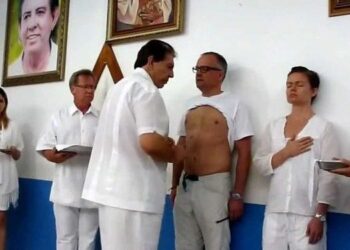ΙΩΑΝΝΗΣ ΤΟΥ ΘΕΟΥ (João de Deus): Ο ΨΕΥΔΟΘΕΡΑΠΕΥΤΗΣ ΤΗΣ ABADIANIA