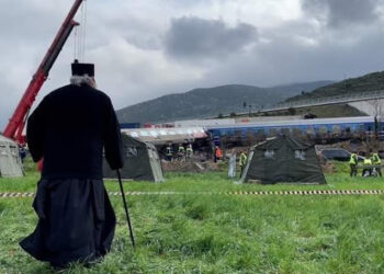 Δρ. Κ. Βαρδάκας: ΤΕΜΠΗ “θα φτάσει ο κόσμος σε τέτοια απελπισία που όταν βρει κάποιον να φοράει μανδύα και να κρατάει ραβδί , θα του πει μπες μπροστά και εμείς σε ακολουθούμε” ΑΓΙΟΣ ΠΑΙΣΙΟΣ