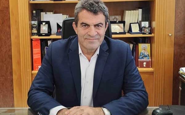 Καταργούν την αργία των Τριών Ιεραρχών στα σχολεία και εισάγουν αργία για τα καρναβάλια !