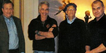 Σοκ: Ο Bill Gates εξομολογείται για Epstein – «Δεν είμαι παιδεραστής, απλά βούτηξα στο ρωσικό μέλι» – Αρνείται νησί και θύματα!