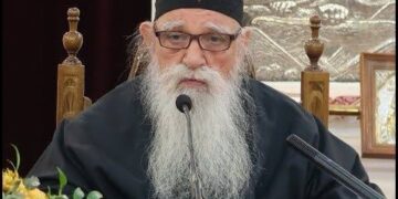 Θα έρθω εγώ και θα σου δώσω το κλειδί για ν’ ανοίξεις την πόρτα του Παραδείσου. Διηγήθηκε ο μακαριστός π. Στέφανος Αναγνωστοπουλος !